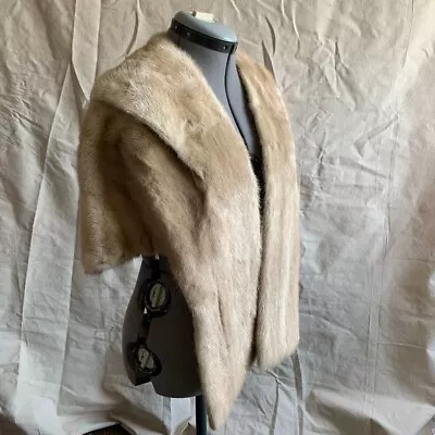 Vintage Fur Mantle Capelet / Blonde Mink? / 1950s • $58.16