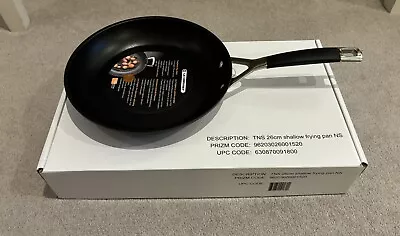 LE CREUSET Toughened Non-Stick Shallow FRYING PAN 26cm New In Box-FREE DELIVERY • £99.50