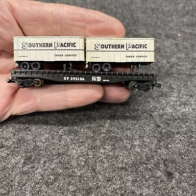 TRIX N SCALE Southern Pacific Flat Car With SP Trailers SP 595186 (N040624-08) • $10