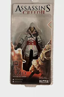 Assassins Creed II 2 Ezio Auditore Assassin Player Select White Outfit NEW T • $39.99