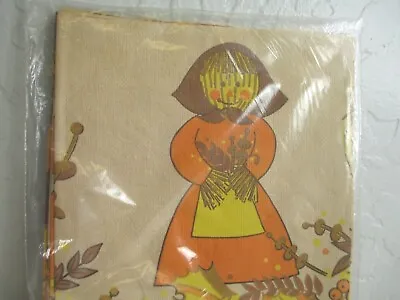 Vintage Halloween Paper Tablecloth Fall Thanksgiving Lady Scarecrow Reed Table  • $12.99