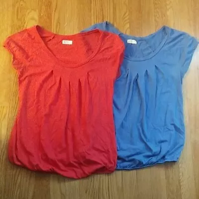 OLD NAVY LOT OF 2 MATERNITY TOPS T-SHIRTS LAYERING PRENGANCY SZ XS Old Navy • $9.99