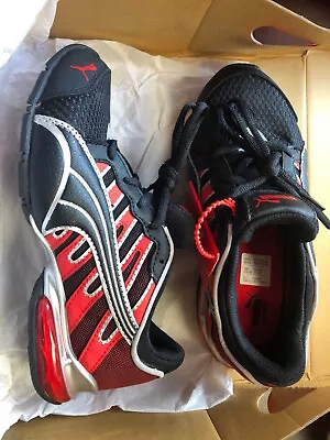 New Puma Kids Voltaic 3 Fade Jr Shoes Sneakers Boots Black/Red Boy 2.5 Youth • $34.99