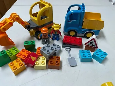 Lego Legos Duplo  Duplos  Backhoe Construction Truck Set W Many Pieces  • $15