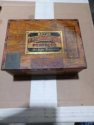 Vintage Bayuk Philadelphia Phillies Perfecto Metal Tin Cigar Tobacco Box 5 Cents • $24