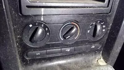 Temperature Control AC Without Heated Seats Fits 05-09 MUSTANG 449110 • $47