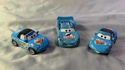 Disney Pixar Cars - Dinoco - Mia & Tia & Car #95 • $14.99