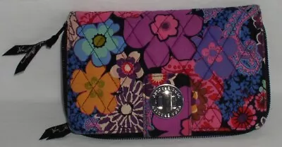 Nice Womens Vera Bradley Turnkey Pocket Book Wallet Floral Pockets Zippers Class • $17.99