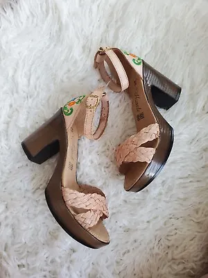 Mexican Leather Embroidered High Heel Huarache Mexican Style Boho Sz7 • $59