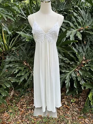 Flora Nikrooz Ivory Slip Dress Lingerie Medium Y2K 90’s Lace Bridal Vintage • $36