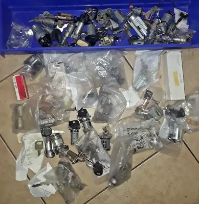 $20 • Buy Mixed Lot Of 40+ Vintage Ignition Switches And Door Locks (LK01)