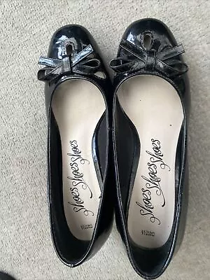 Marks And Spencer Ladies Black Shoes Size 4 • £7.99