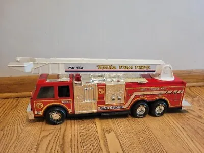 Vintage 1993 23  Tonka Fire Truck Engine No 5 Rescue Boom Ladder Plastic & Metal • $36.99