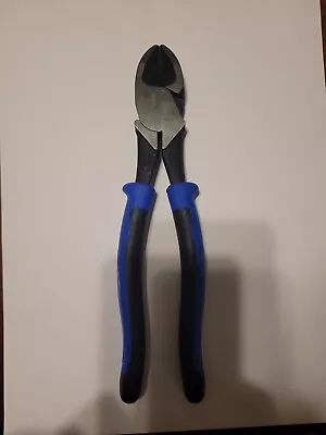 Klein Tools 9  Diagonal Cutting Pliers Heavy-Duty Journeyman (J2000-59) • $24