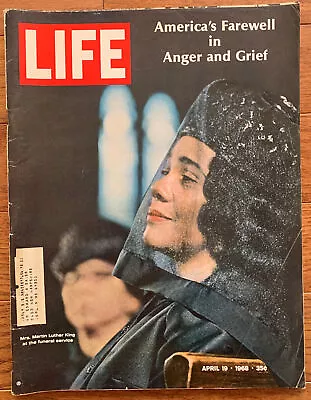 Vtg Life Magazine April 19 1968 MLK Mrs. Martin Luther King Funeral Service Ads • $9