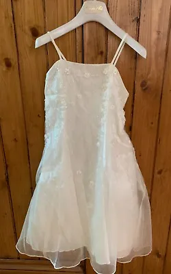 Children's White Party Dress Aged 5 Years Unworn And Unused Without Tags • £18