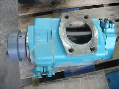Vickers Hydraulic Pump 4525v50a14 18c10 180 • $499.99