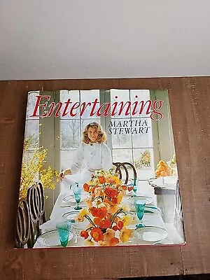 Martha Stewart Entertaining Hardcover Book With Dust Jacket 1982 • $99.99