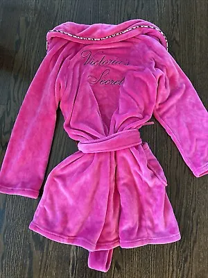 Victorias Secret The Cozy MONOGRAM PLUSH LOGO ROBE SUPER SOFT Med/Lg • $17.99