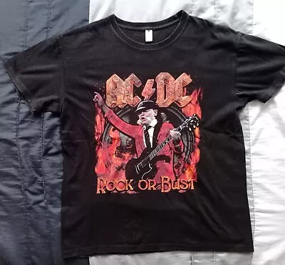 AC/DC Rock Or Bust. World Tour 2015! T Shirt. Large. • £15