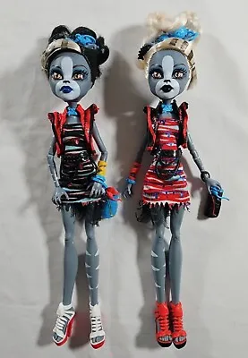 Monster High Zombie Shake MEOWLODY And PURRSEPHONE Werecat Sisters Twins MINTY! • $80