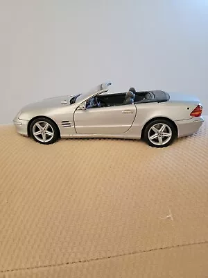 Diecast 1/18 Maisto Mercedes SL Silver Color • $16.90