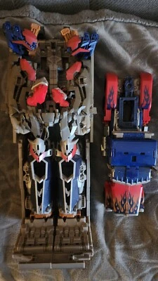 £10.99 • Buy TRANSFORMERS Dark Of The Moon Autobot ULTIMATE OPTIMUS PRIME 2011 Incomplete 