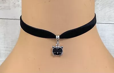 £3.99 • Buy Black Velvet Ribbon Choker Necklace Kitty Cat Pendant Goth  Pagan Halloween Cute
