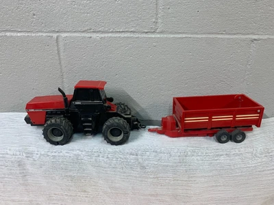 $30 • Buy Vintage Ertl Case International IH 4994 4WD Battery Operated Tractor W/Trailer