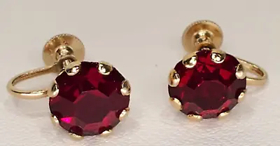 Vintage Coro Gold Tone Ruby Red Rhinestone Stud Style Screw Back Clip Earrings • $15