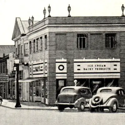 C.1930 COLUMBIANA OH OHIO MAIN ST ISALY'S ICE CREAM DAIRY Postcard P41 • $19.95