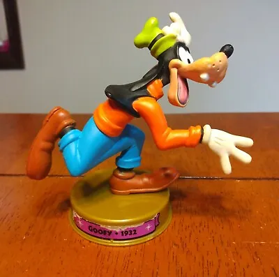 2001 100 Years Of Magic McDonald's Disney Goofy Figure • $7.95