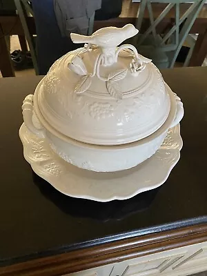 Mottahedeh Musee De Arts Large Bird Soup Tureen W/Under Plate Blanc De Chine • $450