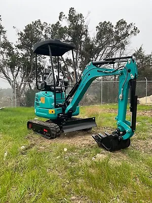 Mini Excavator 2.5 Ton Kubota  D1702 Engine L330 Model  2 Speed Rippa Texas • $18000