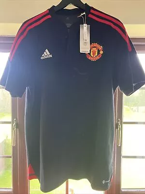 Mens Adidas  Manchester United Man Utd Aeroready T Shirt In A Large • £15