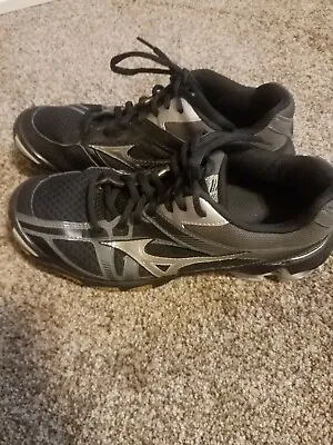 Mizuno Wave Bolt 6 Women's Black Silver Volleyball Athletic Shoes Size 7.5 • $22