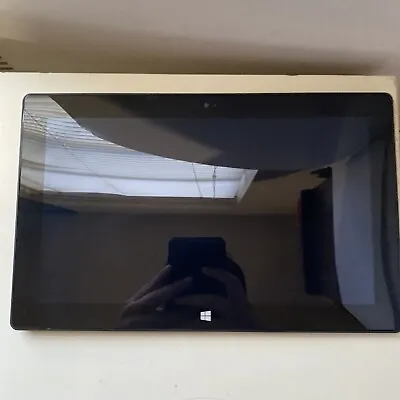 10.6  Microsoft Surface RT 1516 1.30GHZ 2GB 32GB Touchscreen Tablet Only • $30