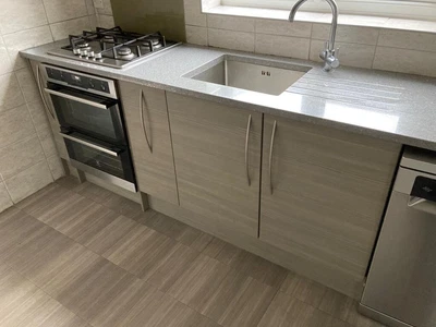 £500 • Buy Kitchen Units Used Pre Owned