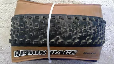 Maxxis Rekon Race Mtb Tire 29x2.40 WT EXO TR 60tpi Tan Dual TB00417300 • $20