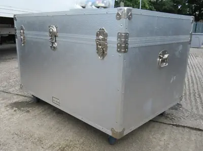 Large Aluminium Flight Transport Case Chest Coffee Table Storage On Castors 102c • £120