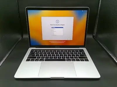 MacBook Pro Retina 13.3-inch (2019) - Core I7 16GB - SSD 512GB • $399.99