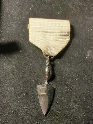 Order Of The Silver Trowel Jewel Badge • $20