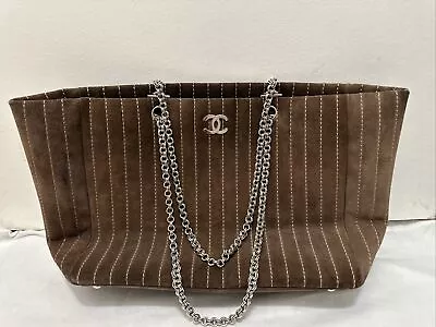 Chanel Antique Style Tote Bag • $750