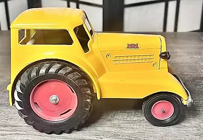 Minneapolis Moline UDLX COMFORT TRACTOR 1/16 MM Scale Models • $85.99