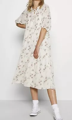 £12 • Buy Levi’s Dress