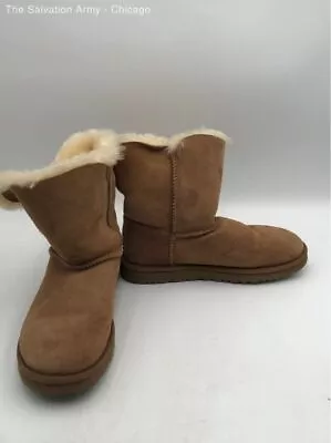 Women's Chestnut Brown Ugg Boots - Size 8 • $7.99