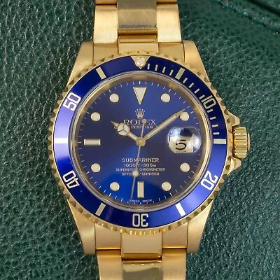 Rolex Submariner Date | 18k Gold | 16618LB | 2002 • £24150