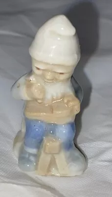 Wade Mini Whimsies Cobbler Porcelain Figurine 1.5  T Lucky Leprechaun Ireland VT • $19