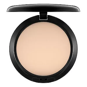 MAC Mineralize Compact Foundation SPF15 10g - Shade: NC15 • £33.60