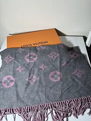 Reversible Louis Vuitton Cashmere Scarf In Grey & Purple • £90